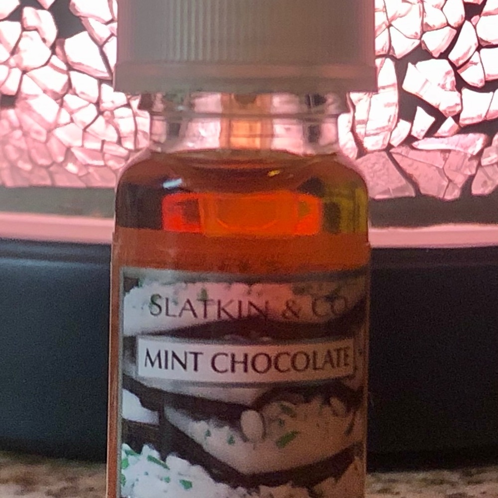Preowned Bath And Body Works Mint Chocolate Home Fragrance Oil
